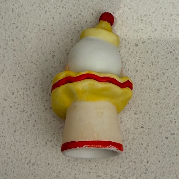 Vintage Enesco Clown Ceramic Thimble Red and Yellow 1987 1980s 80s Retro - Picture 6 of 10